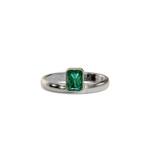 Edge Elegance Ring