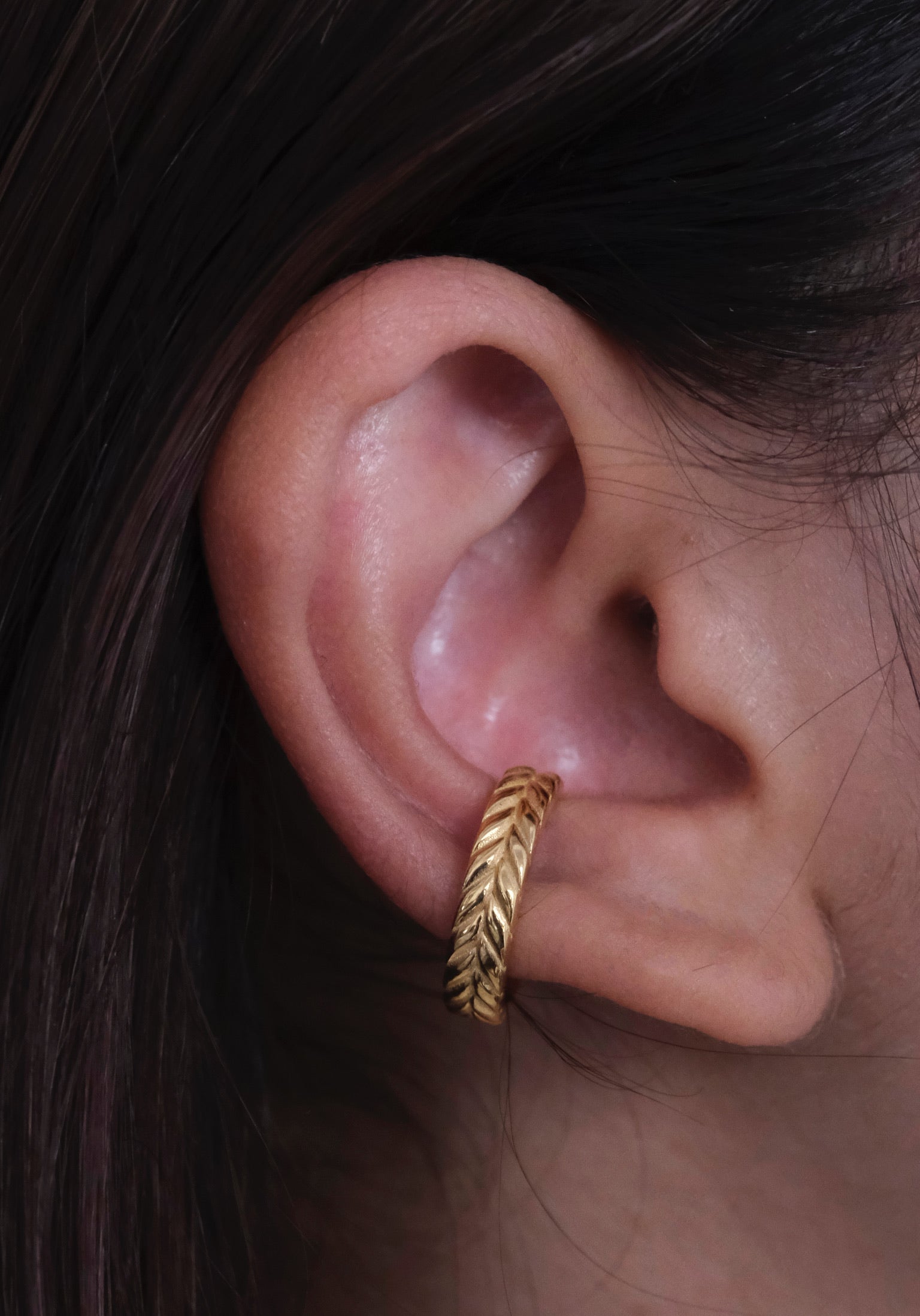 Solid Leaf Ear Cuff