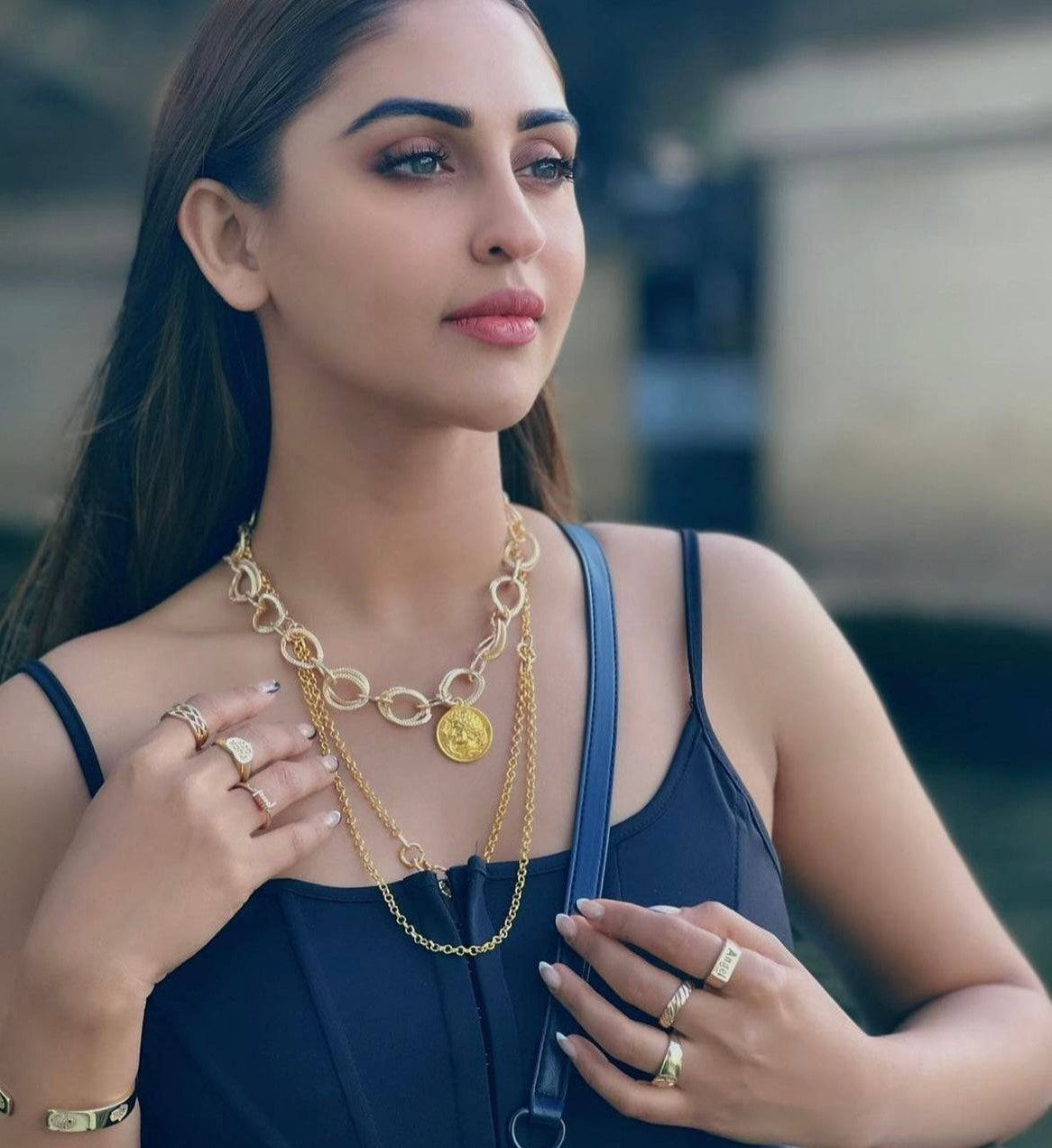 Krystle Dsouza in Heart F*ck Off Ring / 9