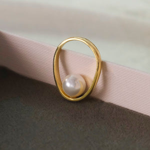 Inside Pearl Ring