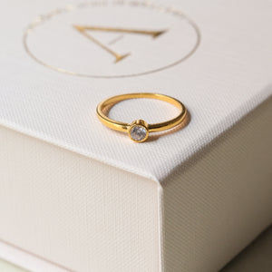 Single Diamond Ring