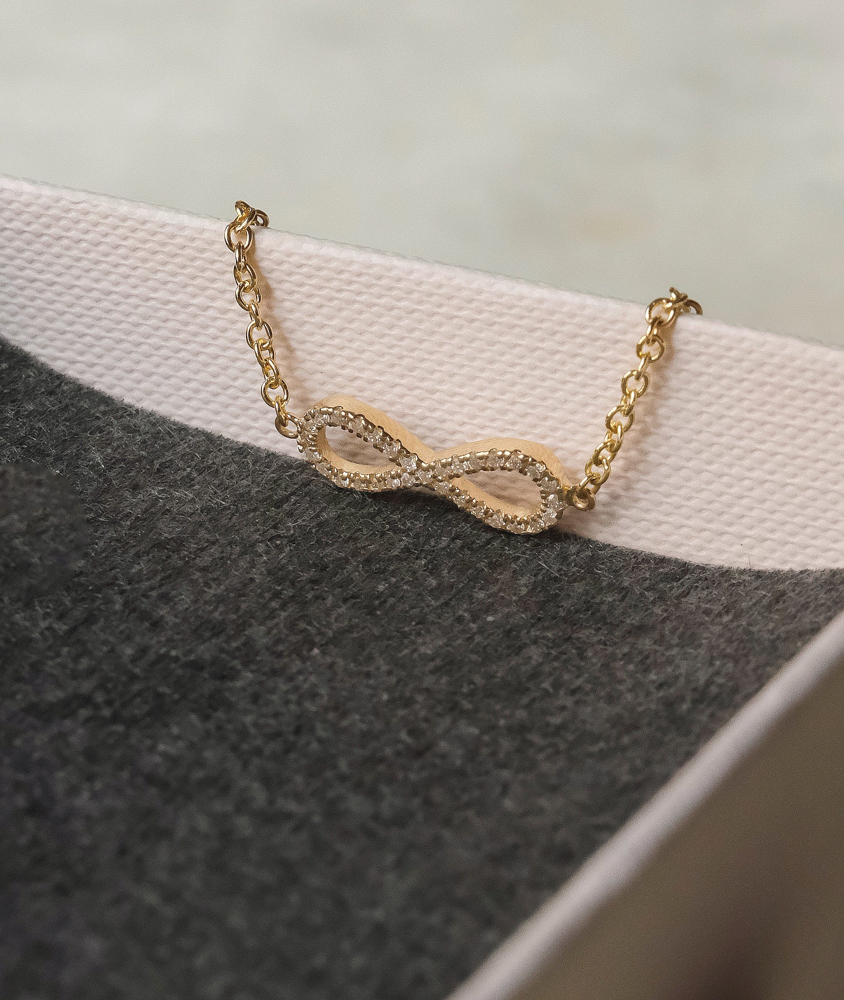 Natural Diamond Infinity knot Bracelet +1