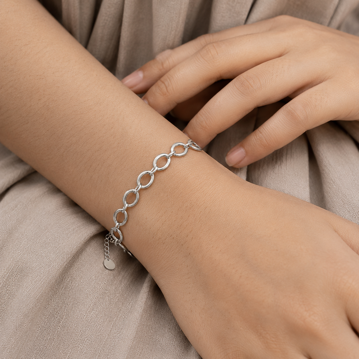 Contour Bangle Bracelet