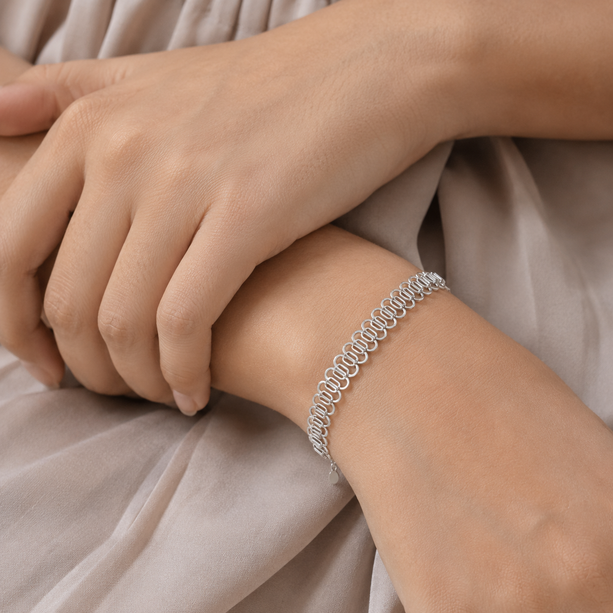 Flow Chain Bracelet