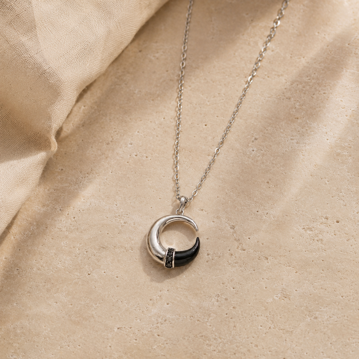 Horn & Onyx Necklace