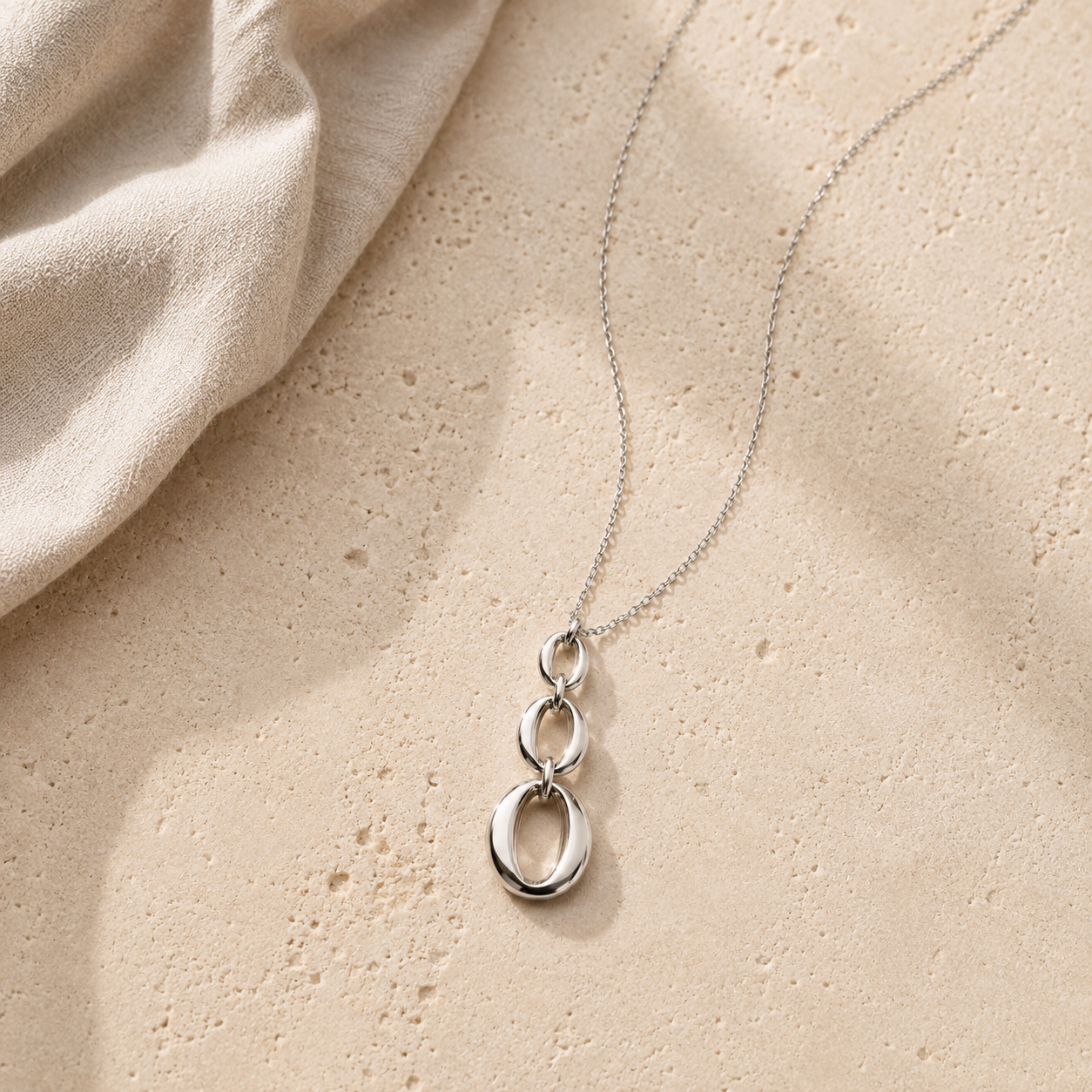 Linear Flow Necklace