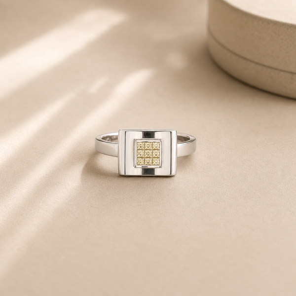 Solene Square Halo Ring