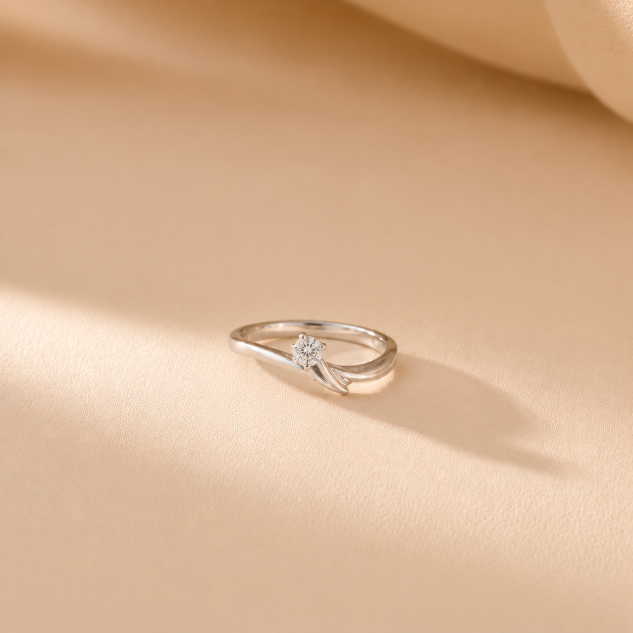 Elowen Twist Solitaire Ring