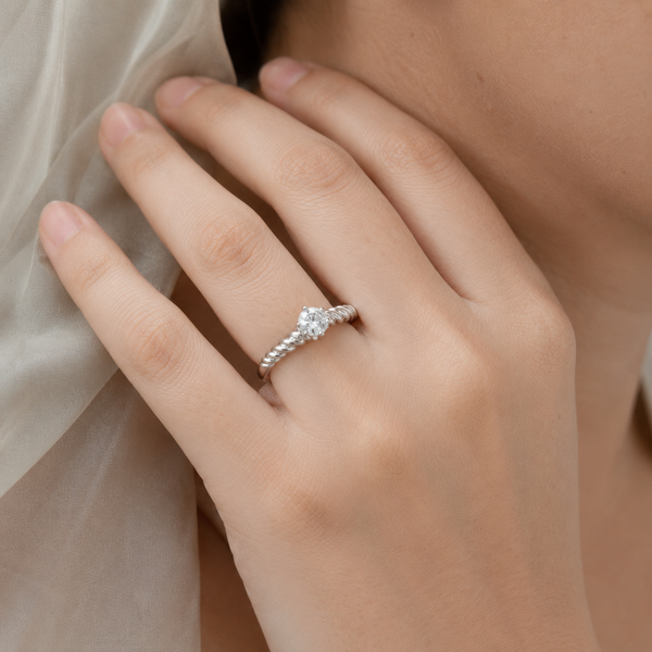 Selene Rope Solitaire Ring