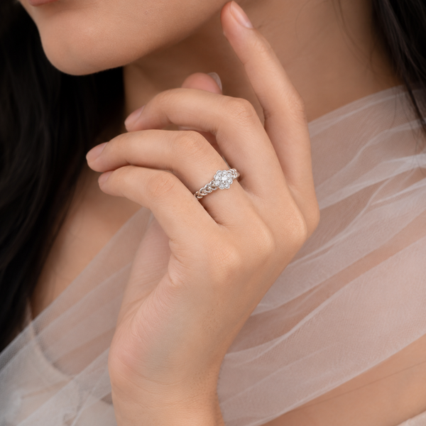 Flora Halo Braided Ring