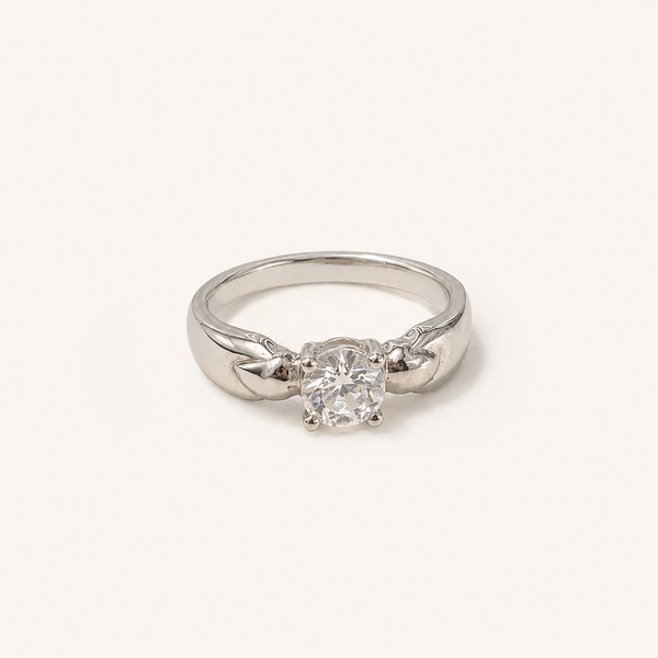 Aurielle Knot Solitaire Ring