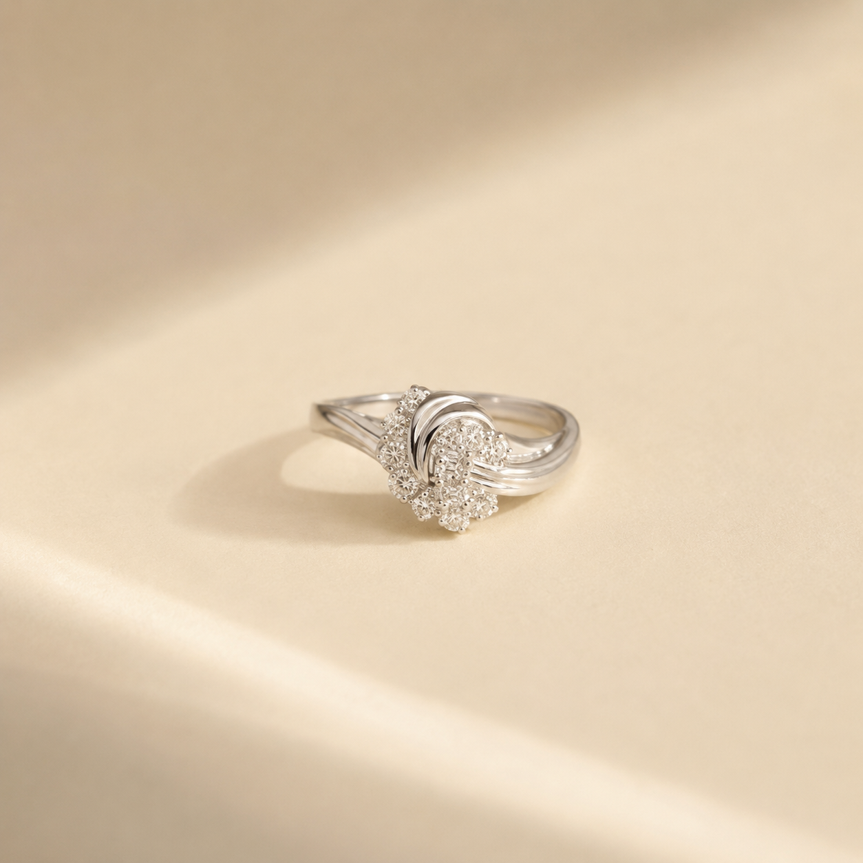 Celestia Halo Knot Ring