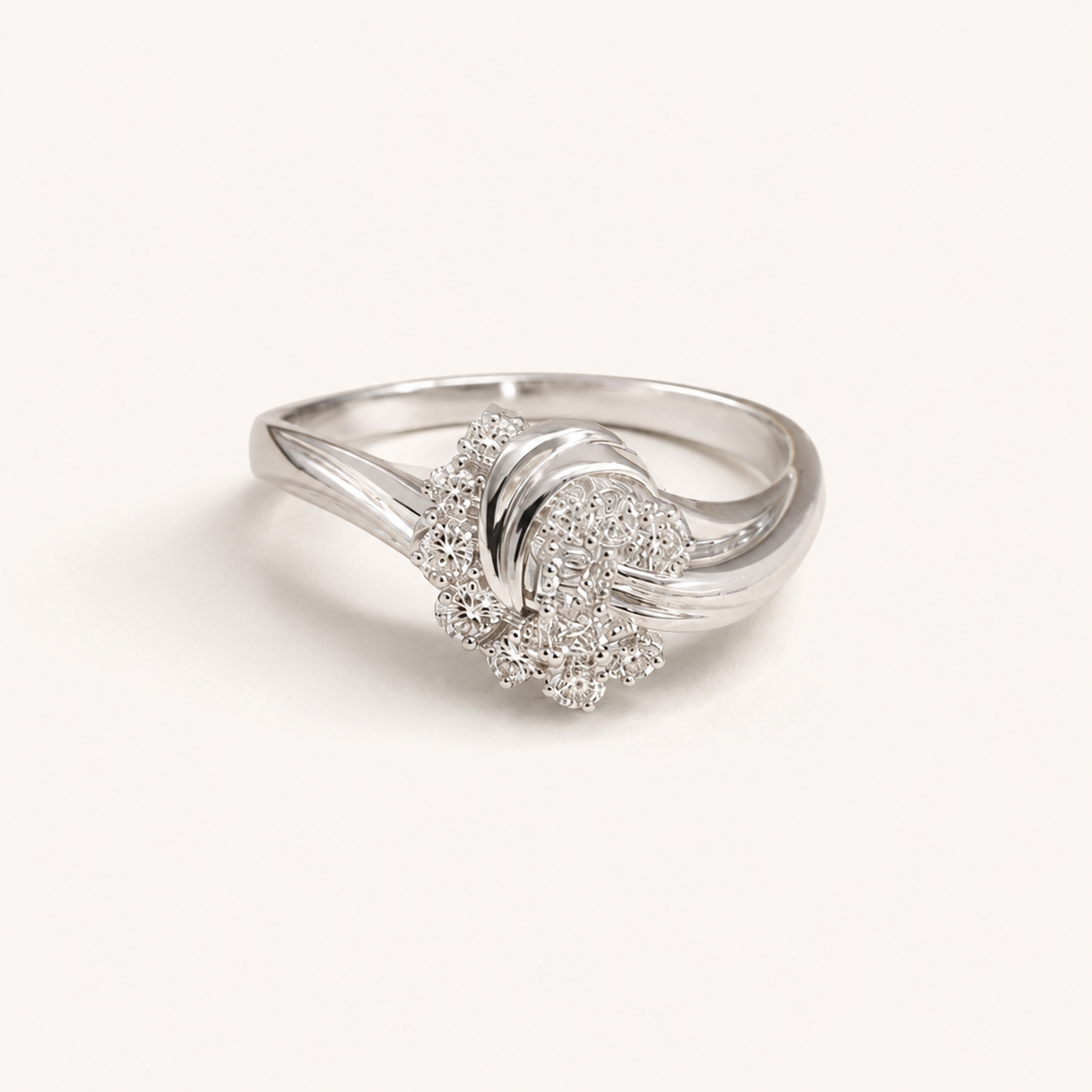 Celestia Halo Knot Ring