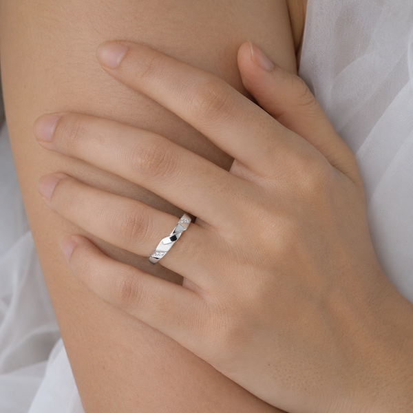 Twisted CZ Accent Band Ring
