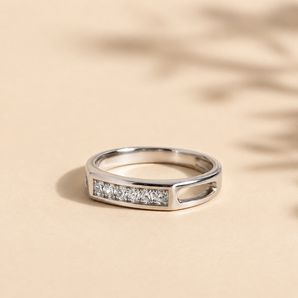 Lumière Channel Ring