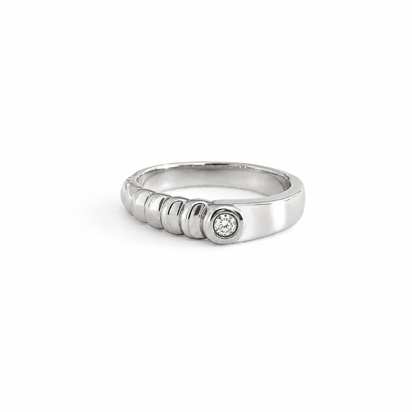 Nova Orbit Solitaire Ring