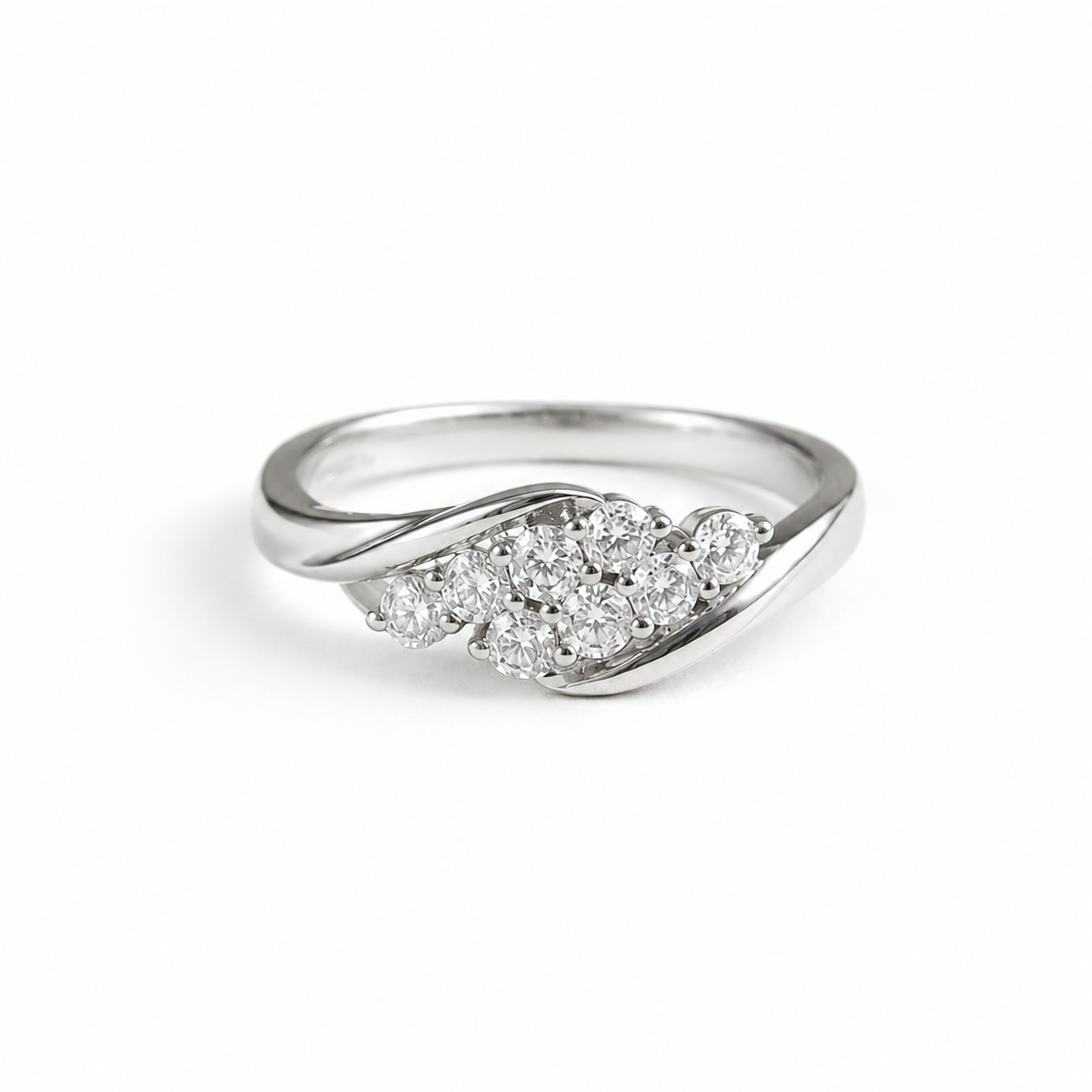 Cluster Leaf CZ Ring