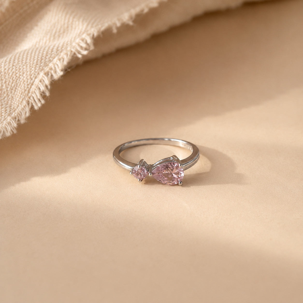 Pink CZ Toi et Moi Ring