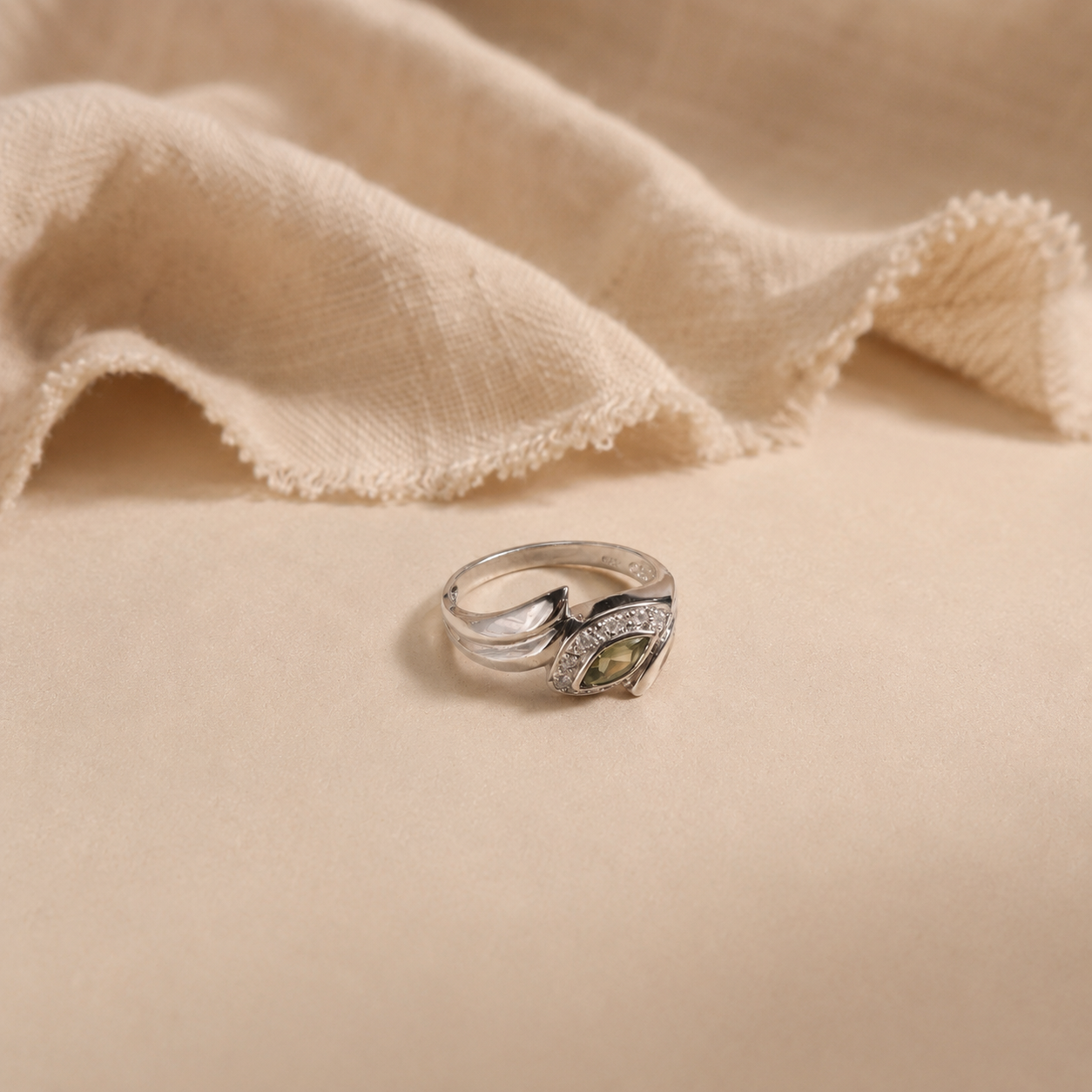 Peridot Marquise Eye Ring
