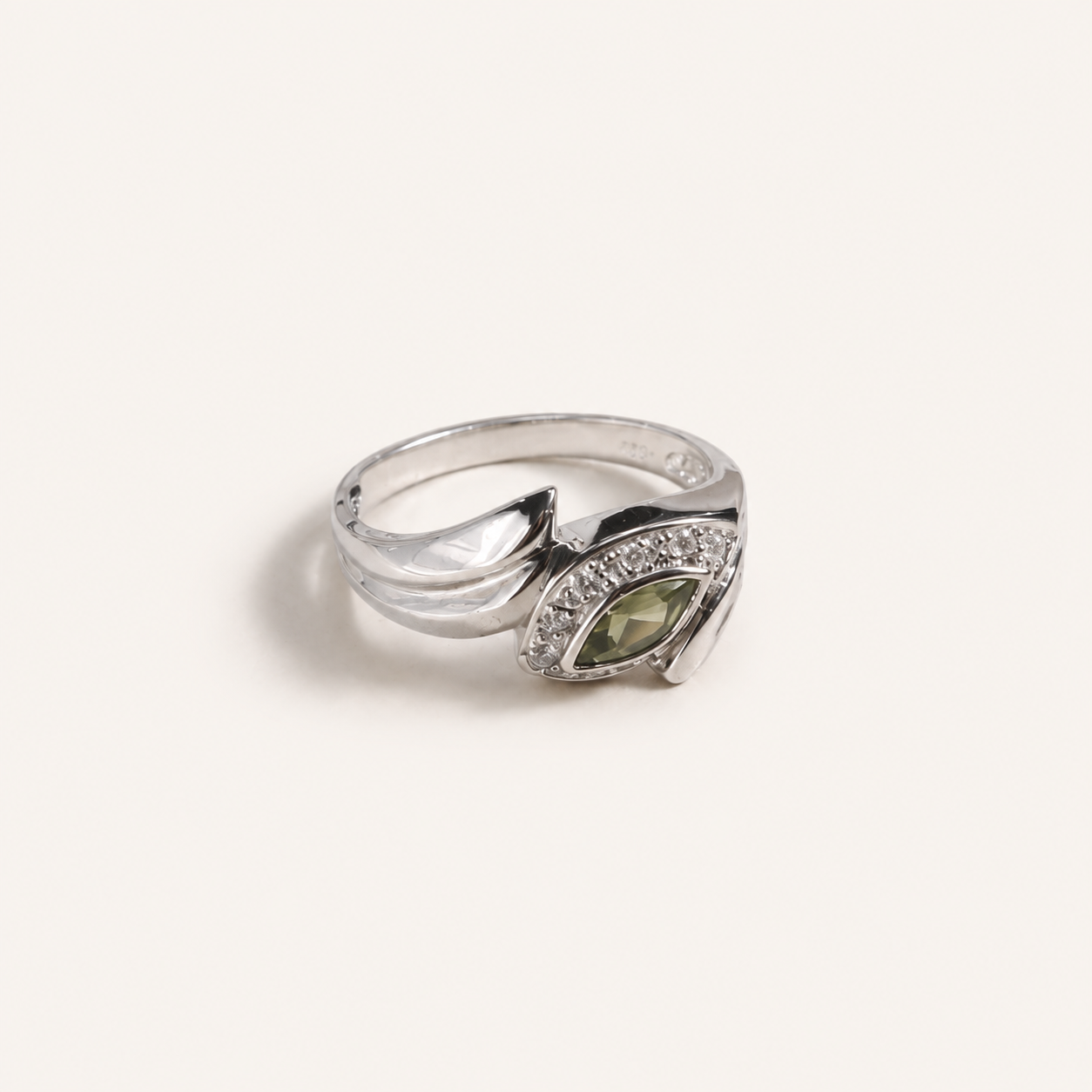Peridot Marquise Eye Ring