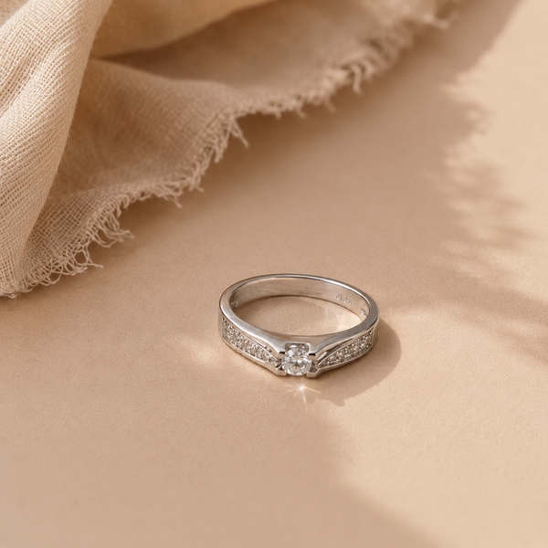 Vintage-Inspired Solitaire Ring