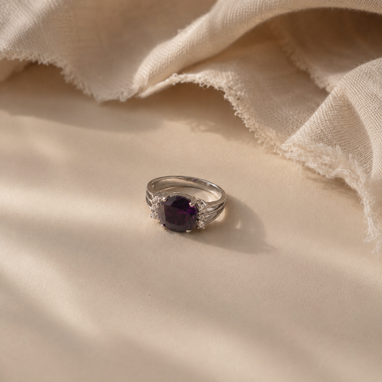 Violet Royale Amethyst Ring