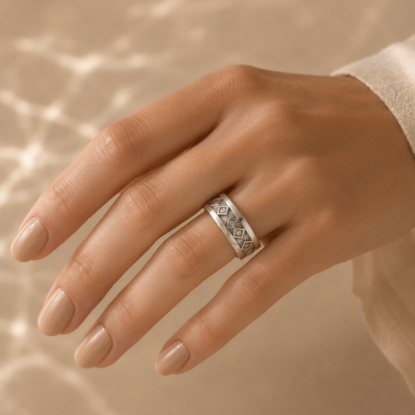 Geometric CZ Statement Band Ring