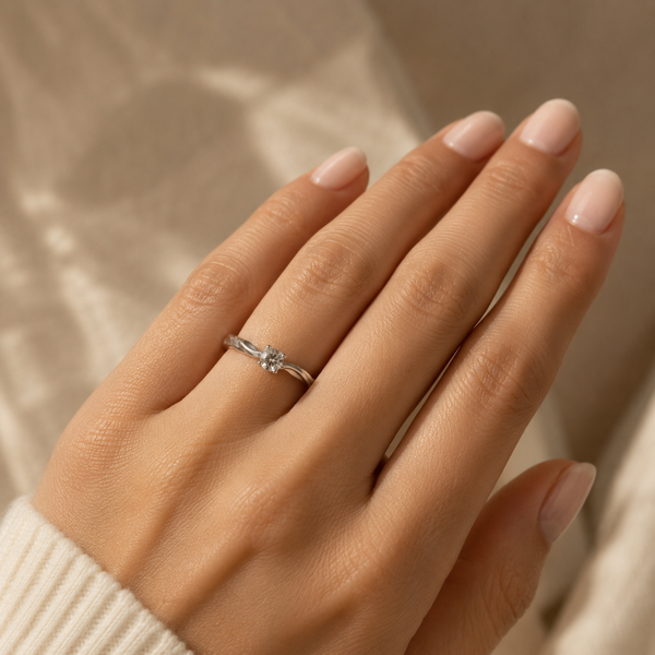 Classic Solitaire Twist Ring