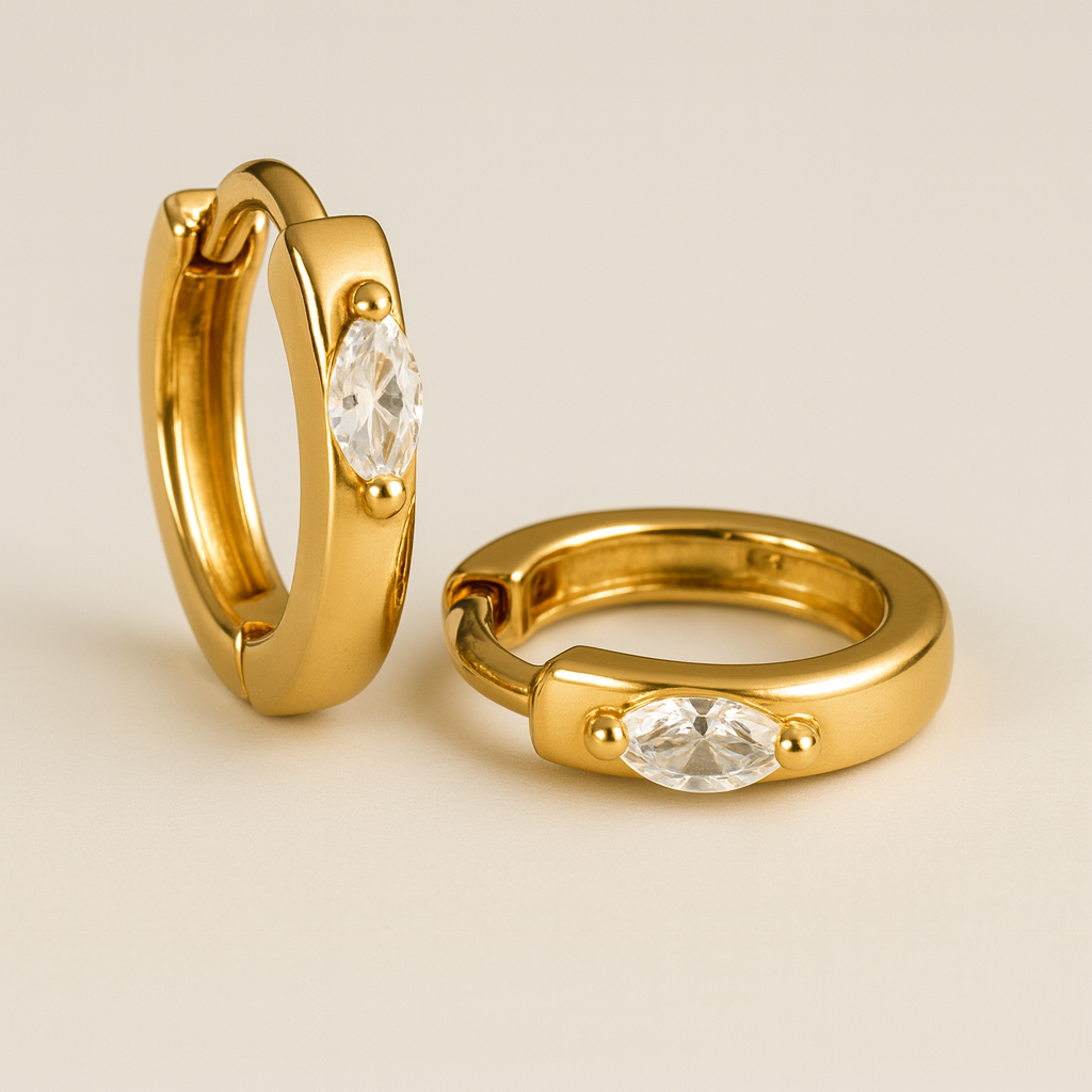 Marquise Prong Mini Huggie