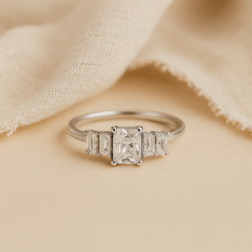 Rectangle Diamond Line Ring