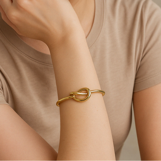 Knot Cuff