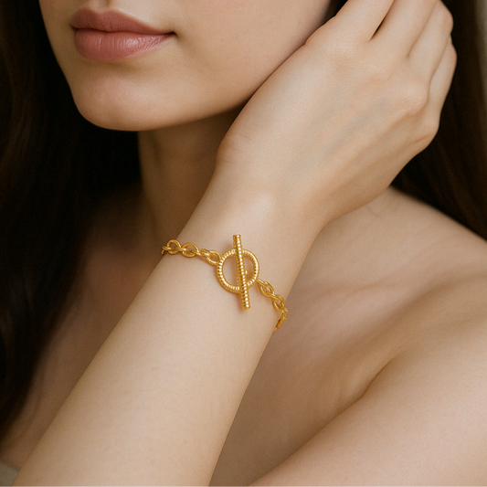 Toggle Chain Link Bracelet