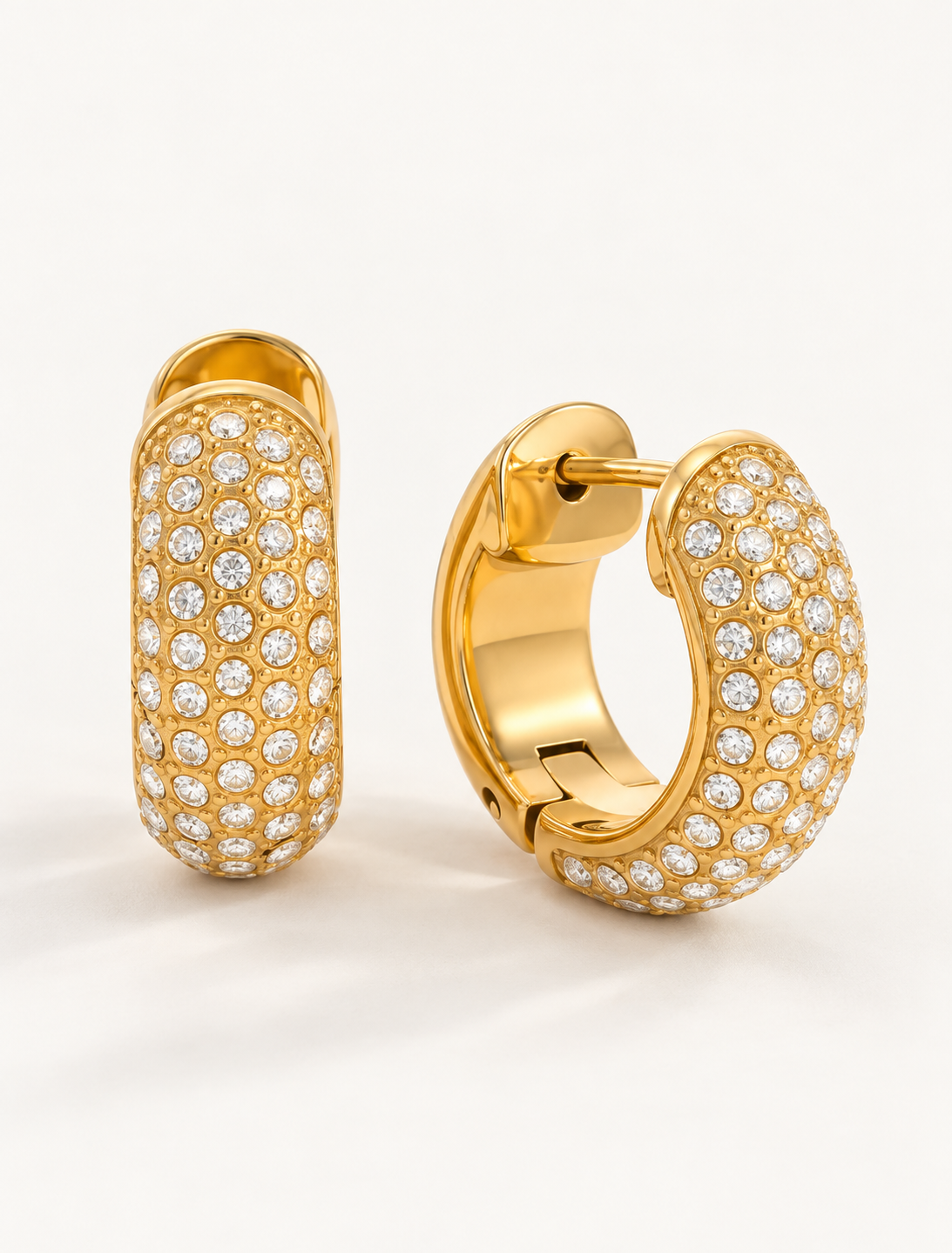 Chunky Pave Huggie