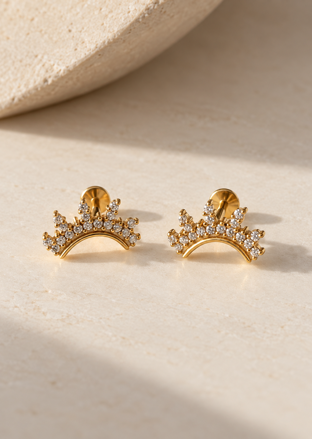 Crown Stud