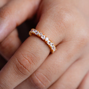 Blushing Heart Eternity Ring