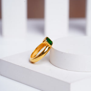 Edge Elegance Ring