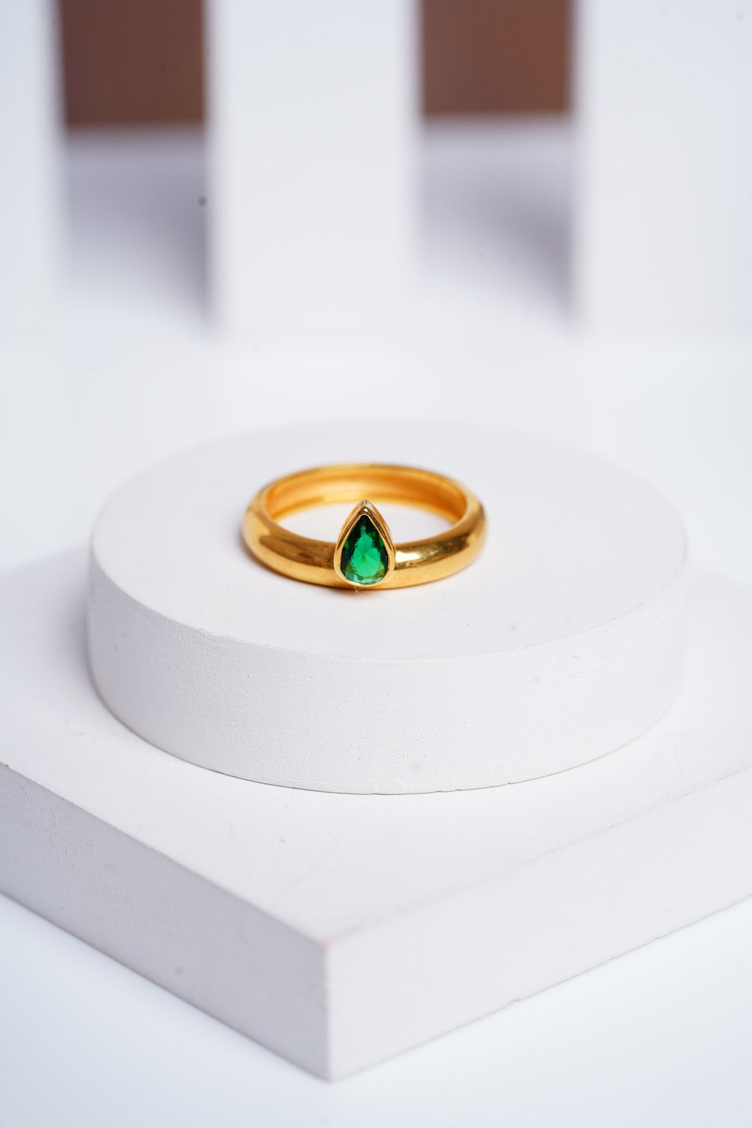 Edge Horizon Ring