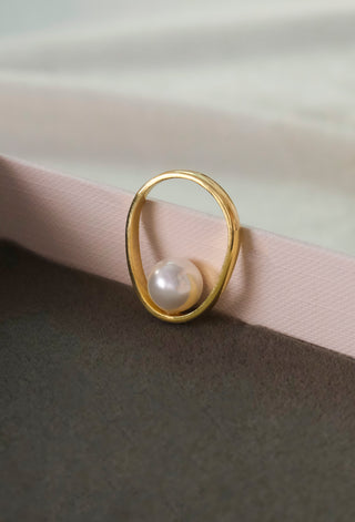 Inside Pearl Ring