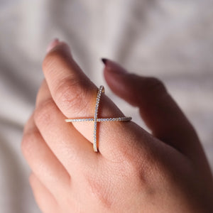 Criss Cross Diamond Ring