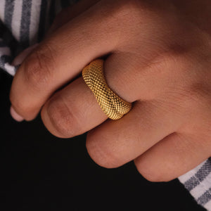 Twirl Snake Ring