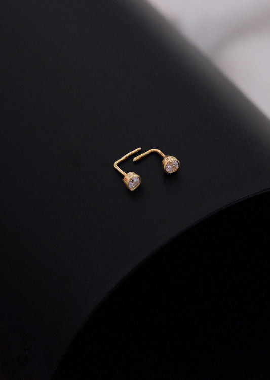 Round Diamond Nose Pin