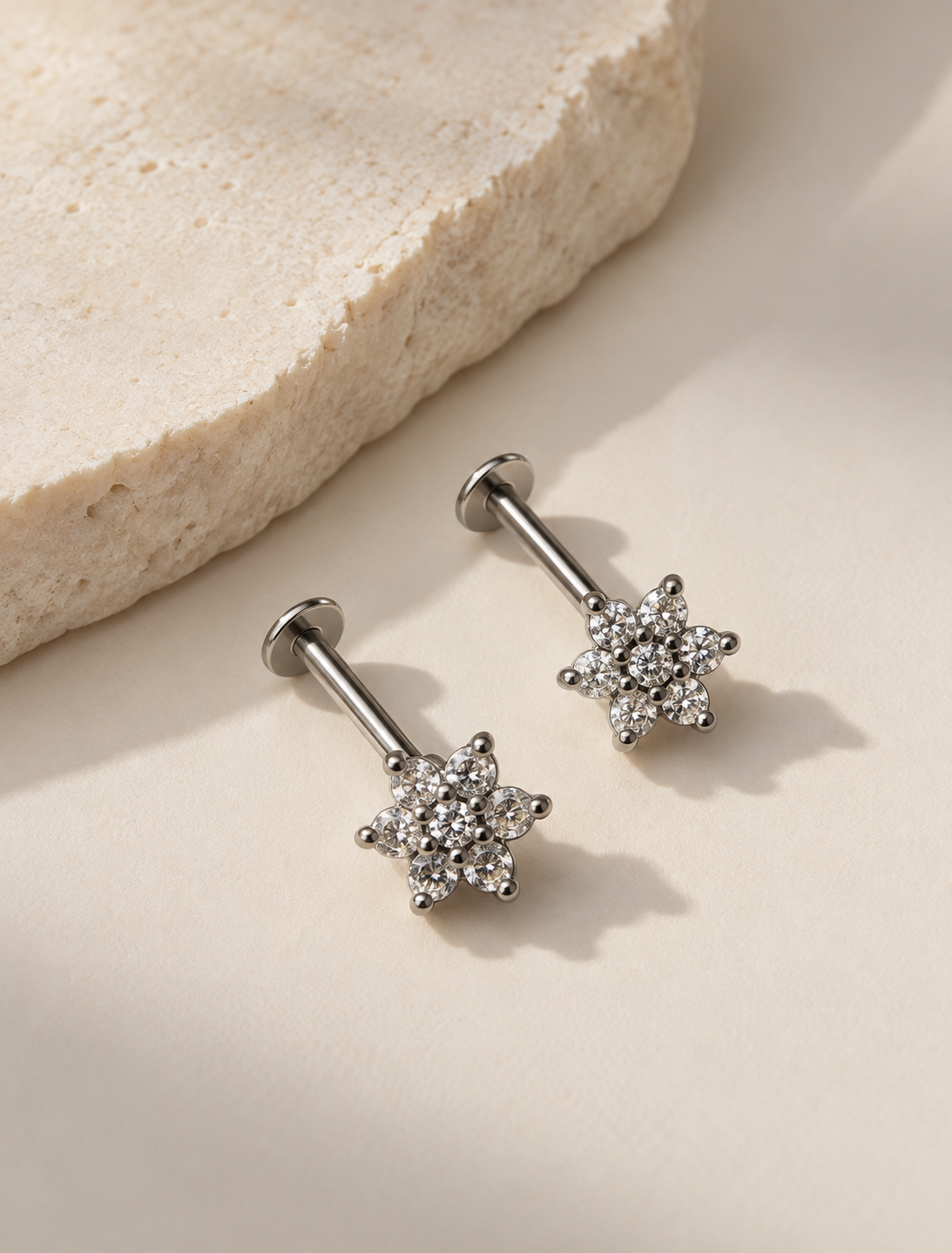 Daisy Hanging Stud