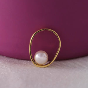 Inside Pearl Ring