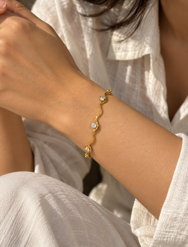 Wave Solitaire Bracelet