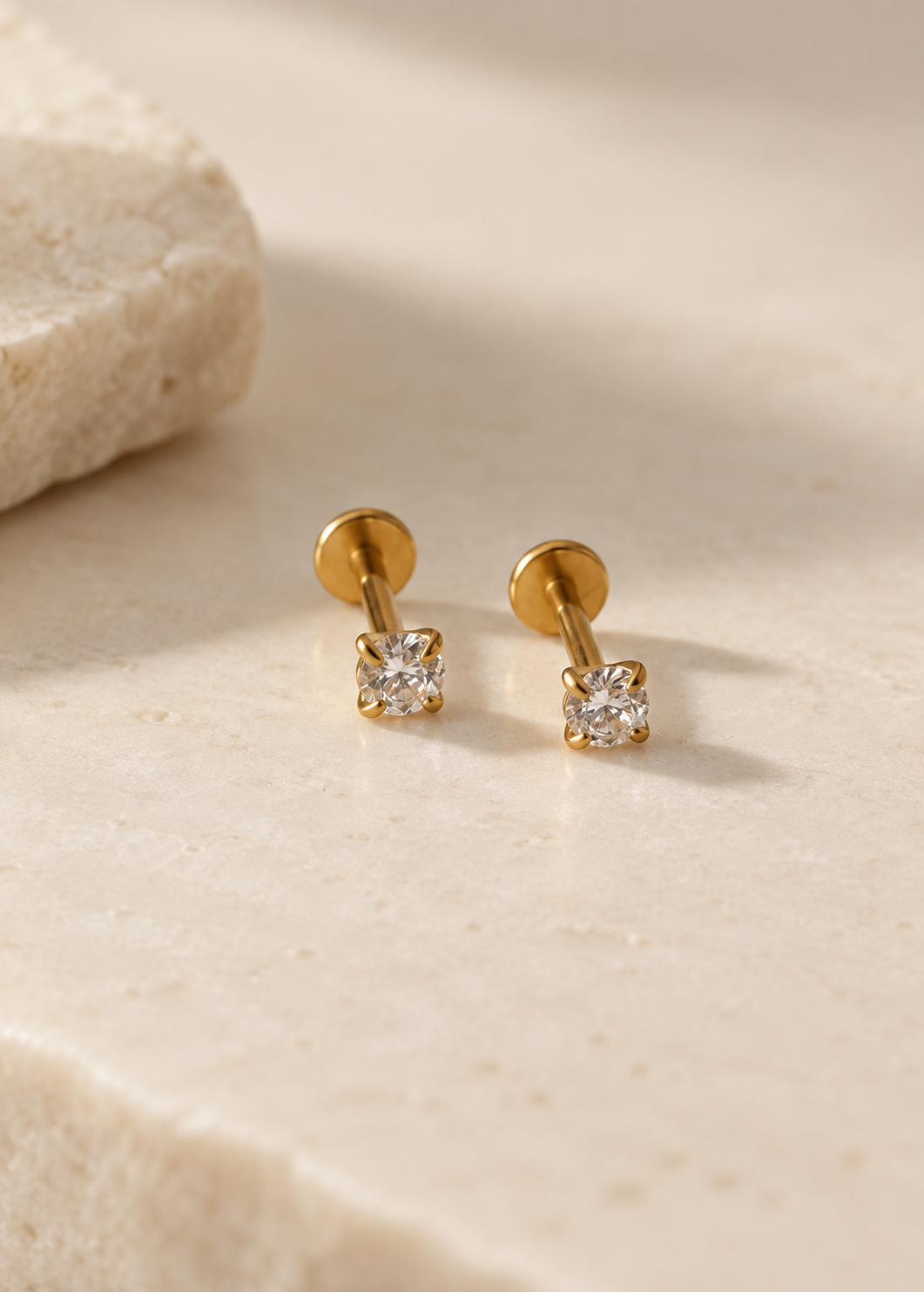 Prong Solitaire Flat Back Stud