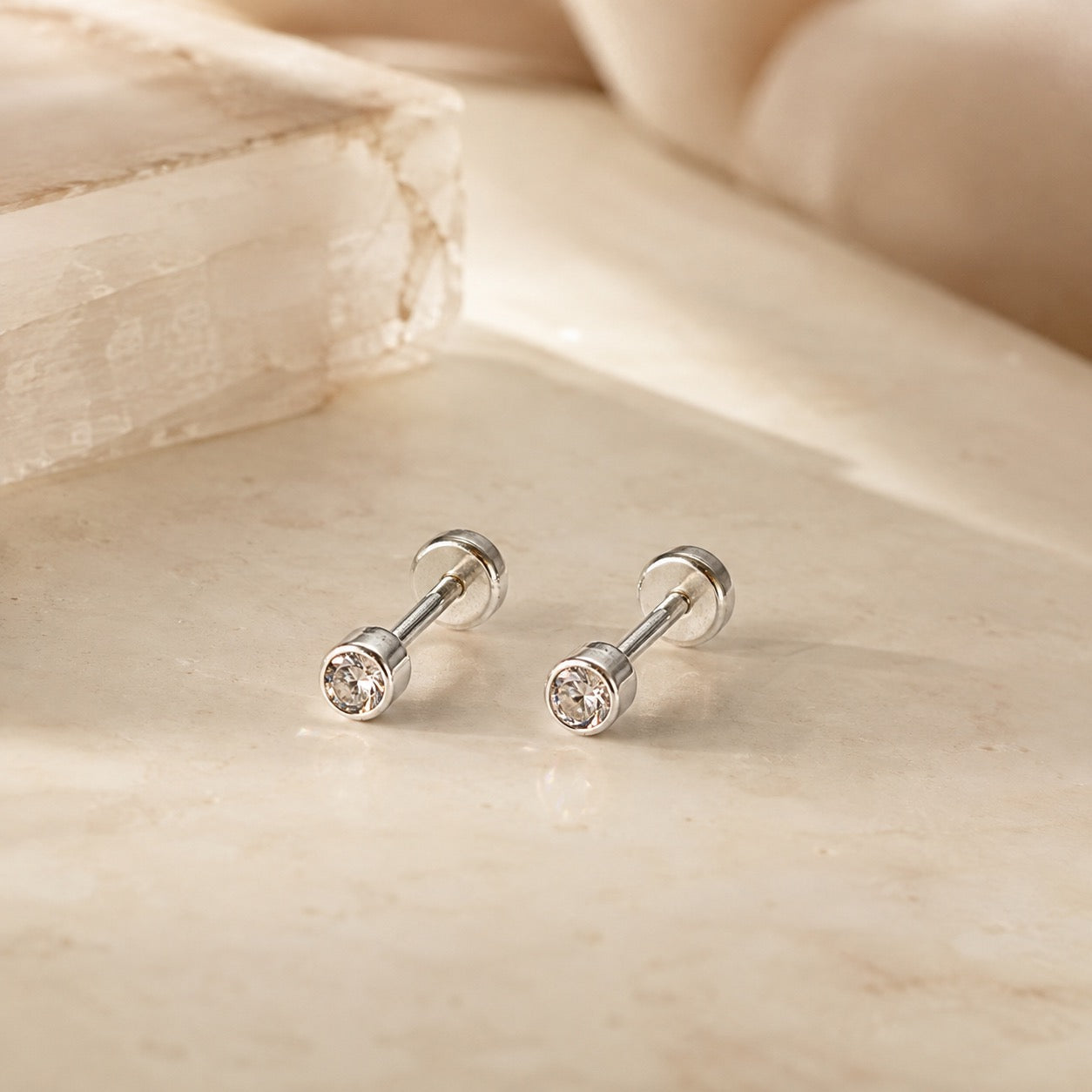 Round Diamond Studs