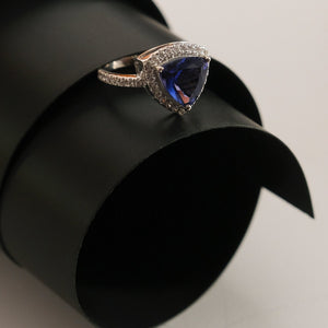 Tanzanite Engagement Ring White Gold