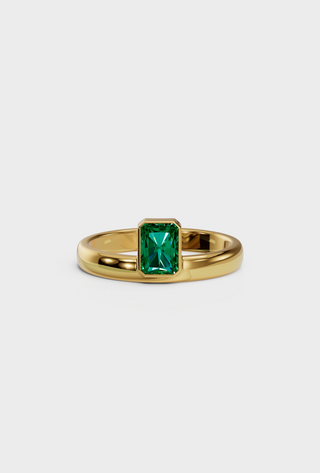 Edge Elegance Ring