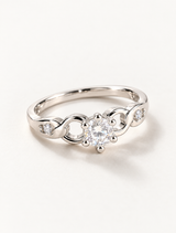 Celeste Link Solitaire Ring