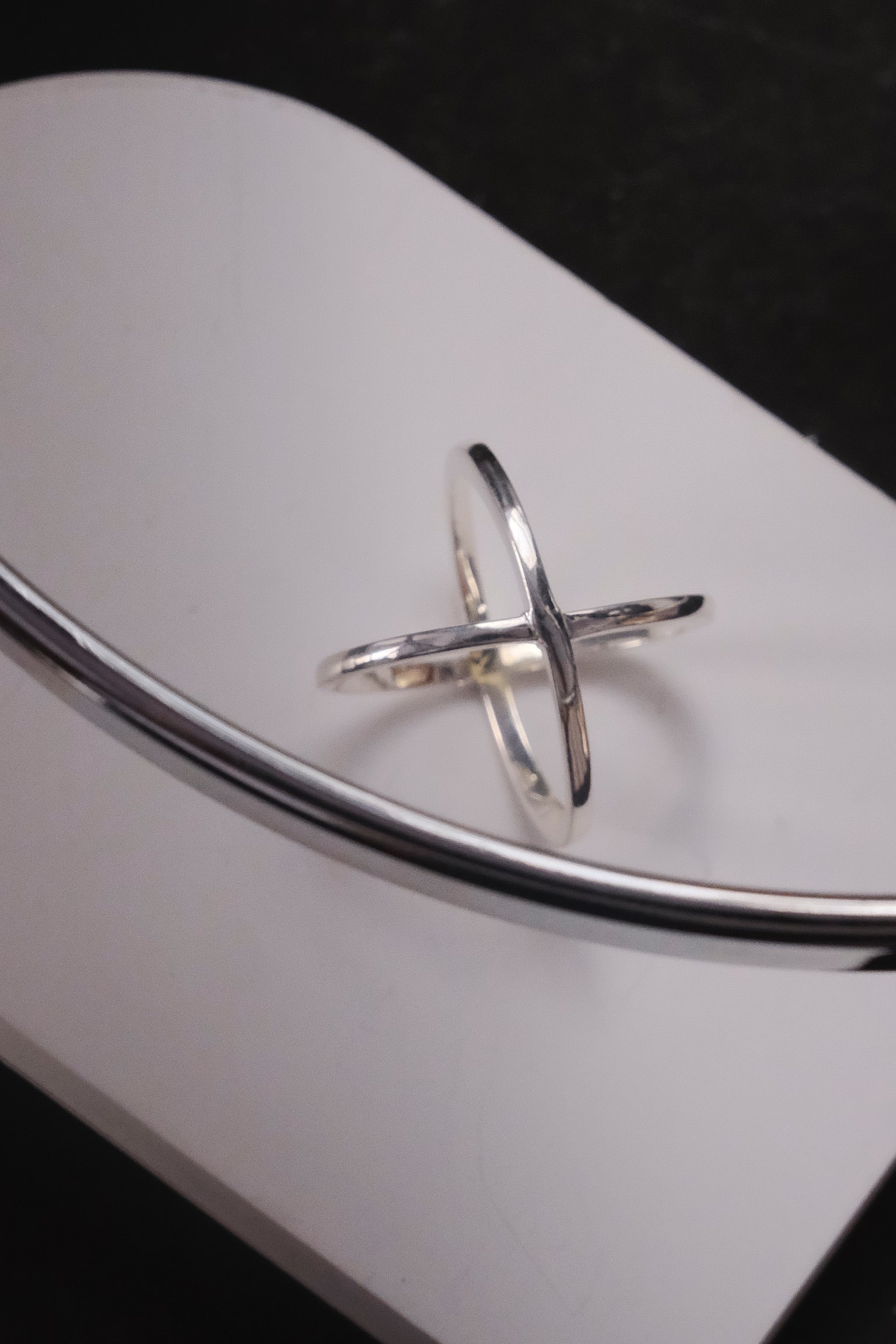 Criss Cross Ring-Rings-Anushka Jain Jewellery